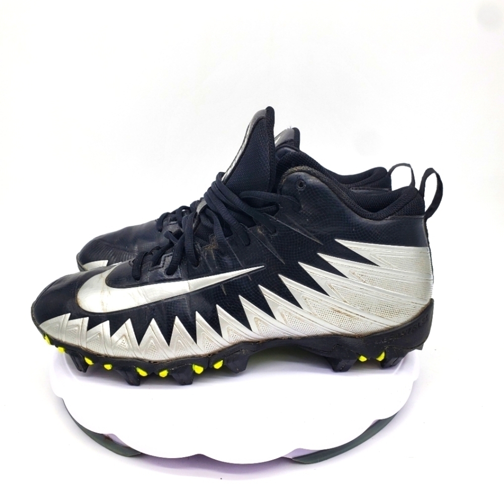 Nike Shoe Men's 10 Alpha Menace Football Black 878122-001 Mid Top Cleats